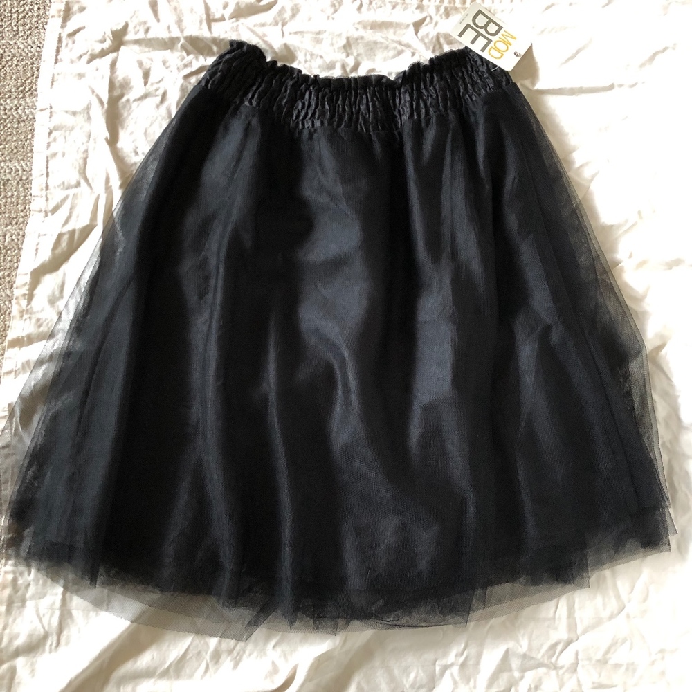 Black skirt